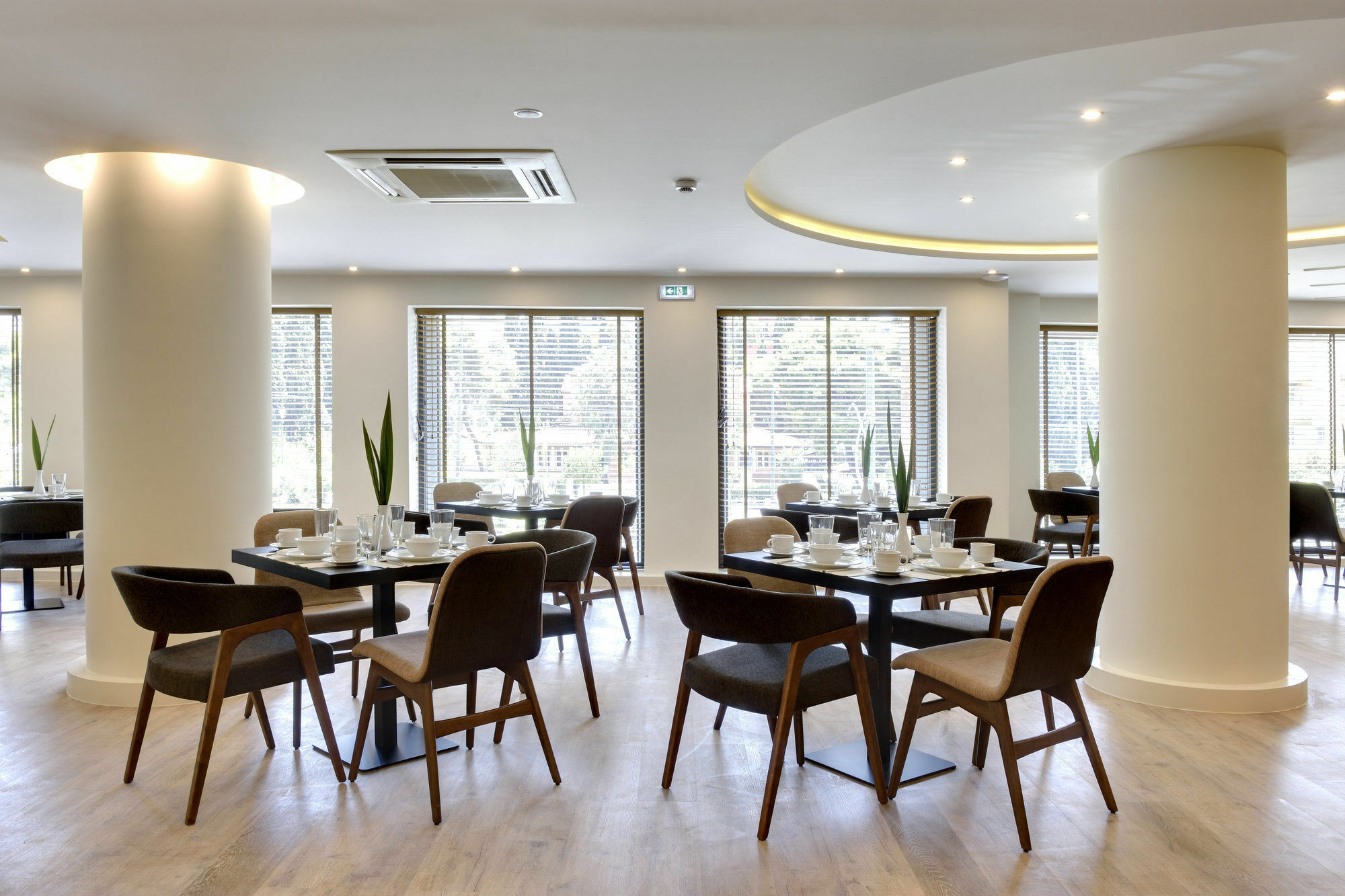 Avenue Ξενοδοχείο 4*