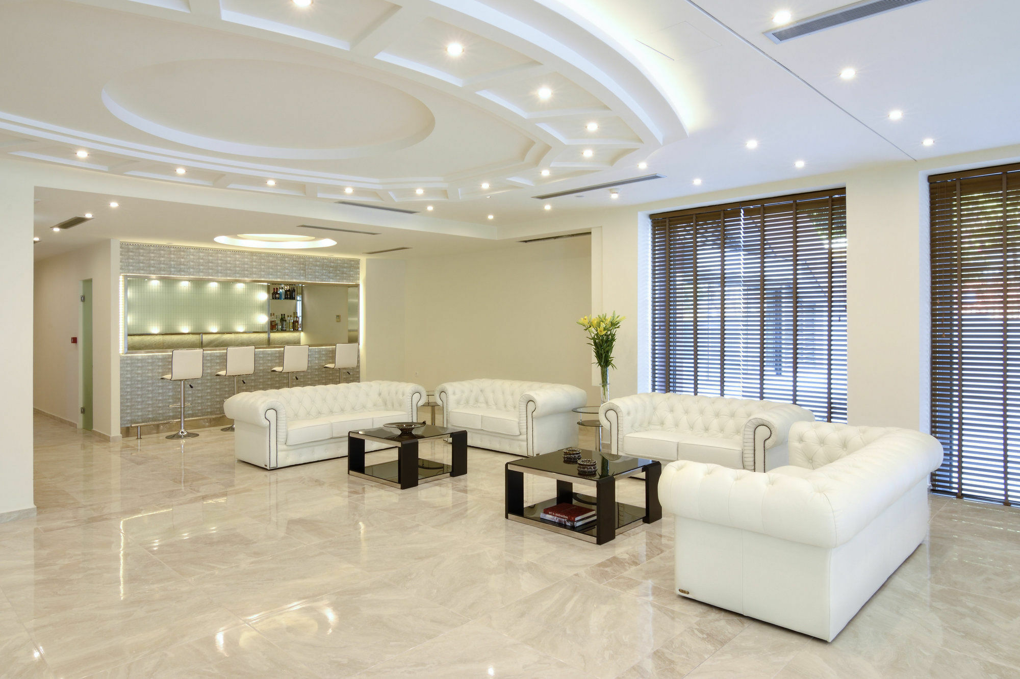 Athens Avenue Hotel Отель